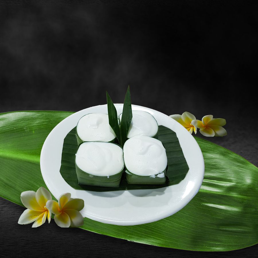 Layered Sengkuang with Coconut Milk Pudding (Khanom Tako)