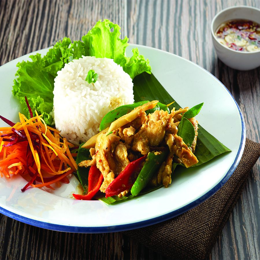 Stir-Fried Bamboo Shoot In Curry Spices with Pork Slices