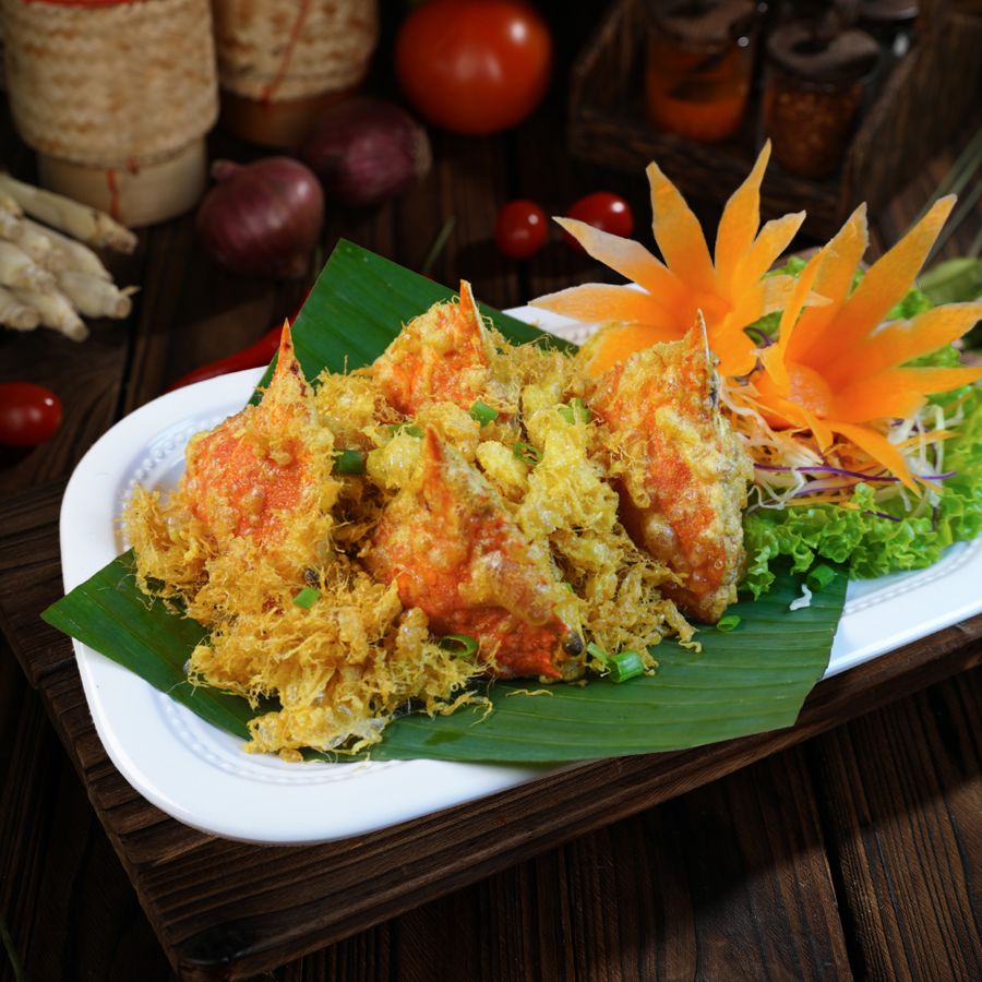 Deep-Fried Crab Meat with Minced Pork in Crab Shell (Pu Jaa)