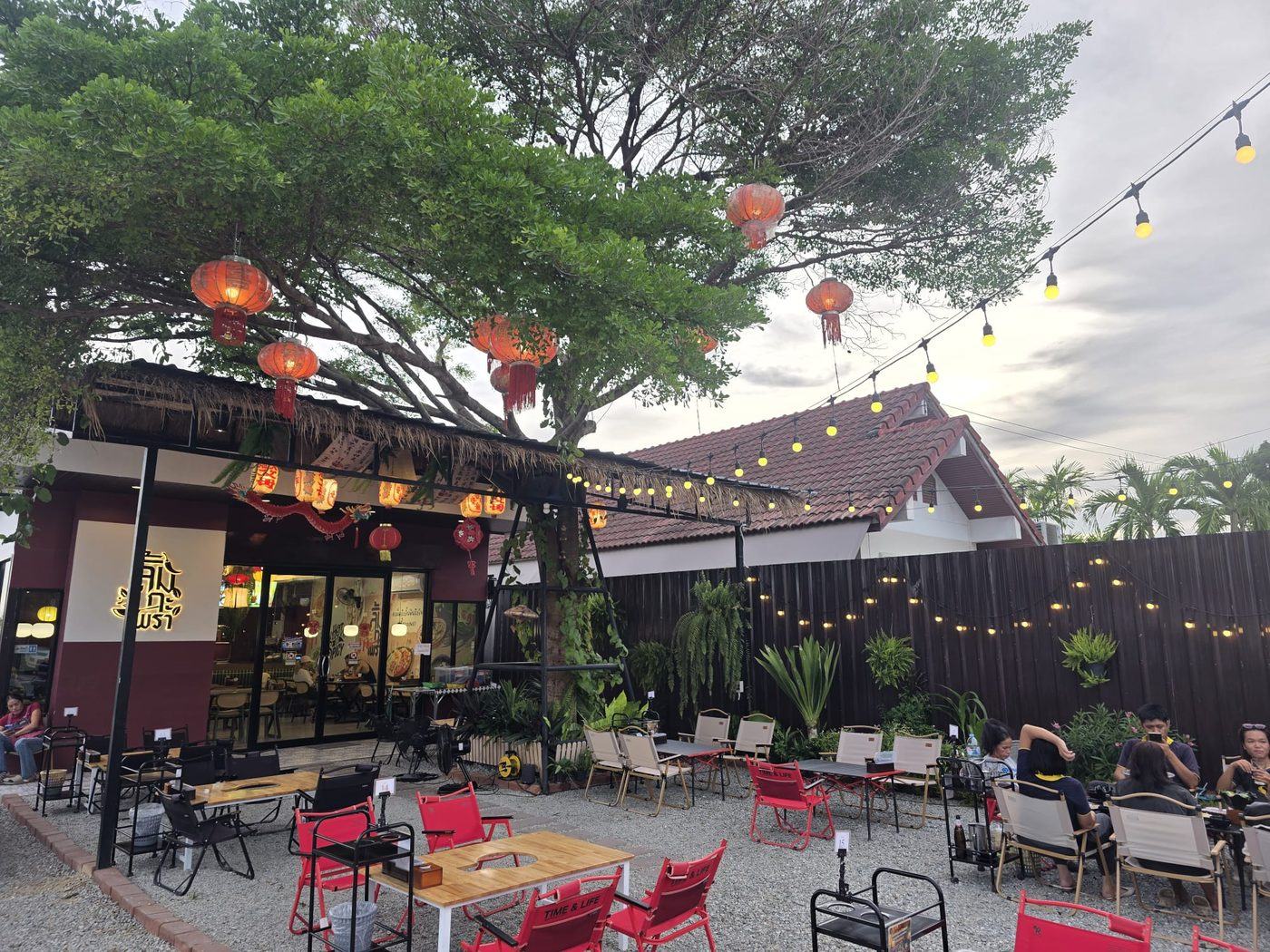 Krua Thai Lim Krapao outlet in Pattaya, Thailand